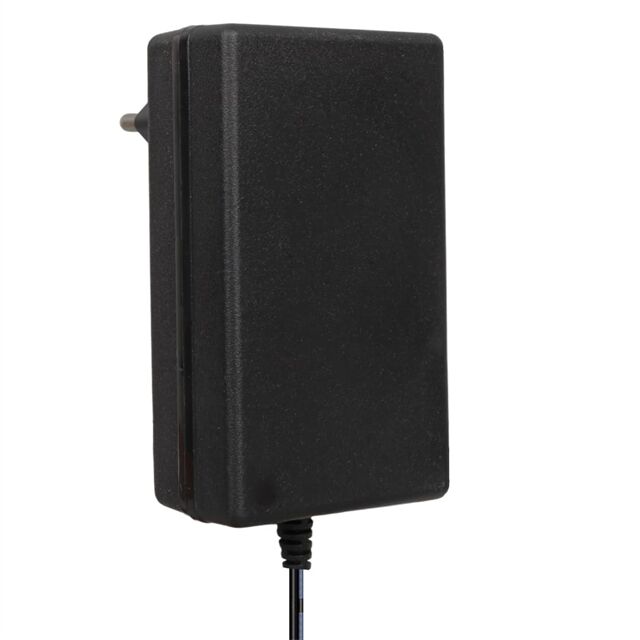 Weko WK-37909 9 Volt - 3 Amper 3.5*1.35 Mm Uçlu Yerli Üretim Priz Tipi Adaptör
