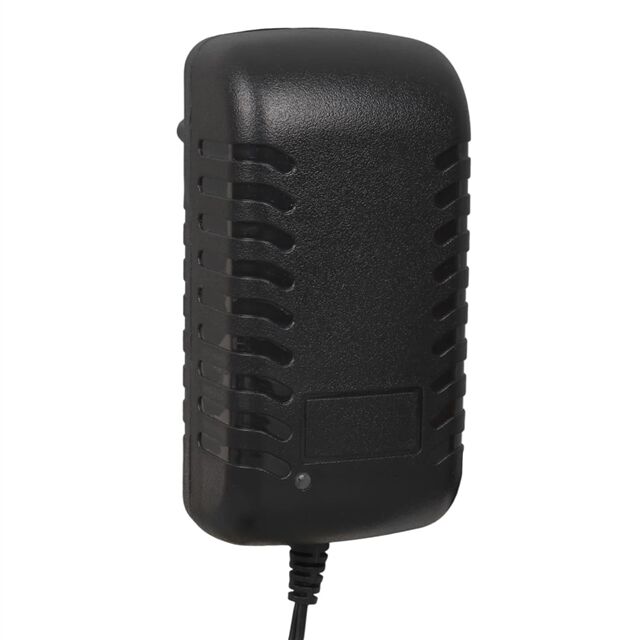 Weko WK-38606 Yerli Üretim 12.6 Volt - 3 Amper 5.5*2.5 Mm Uçlu Ledli Priz Tipi Şarj Adaptörü