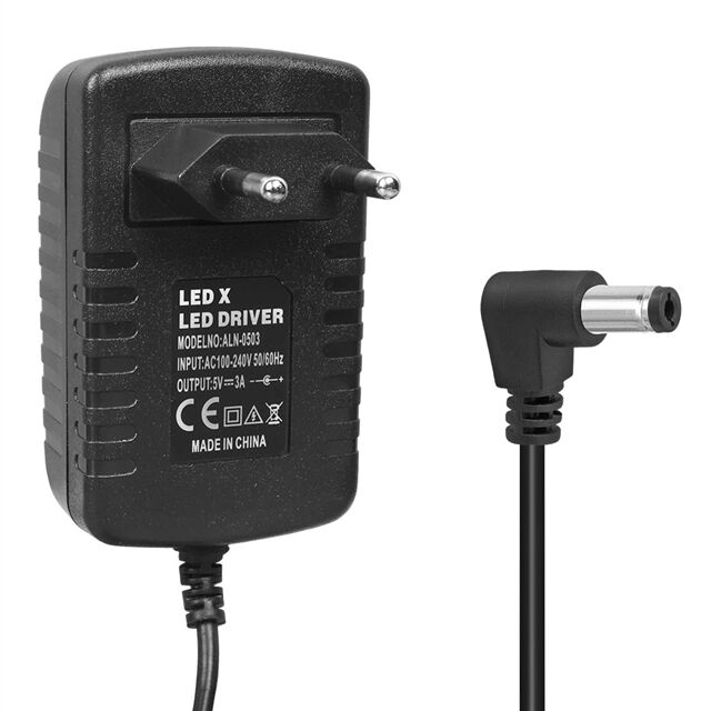 Powermaster PM-16737 5 Volt - 3 Amper 5.5*2.5 Mm Uçlu Plastik Kasa Adaptör